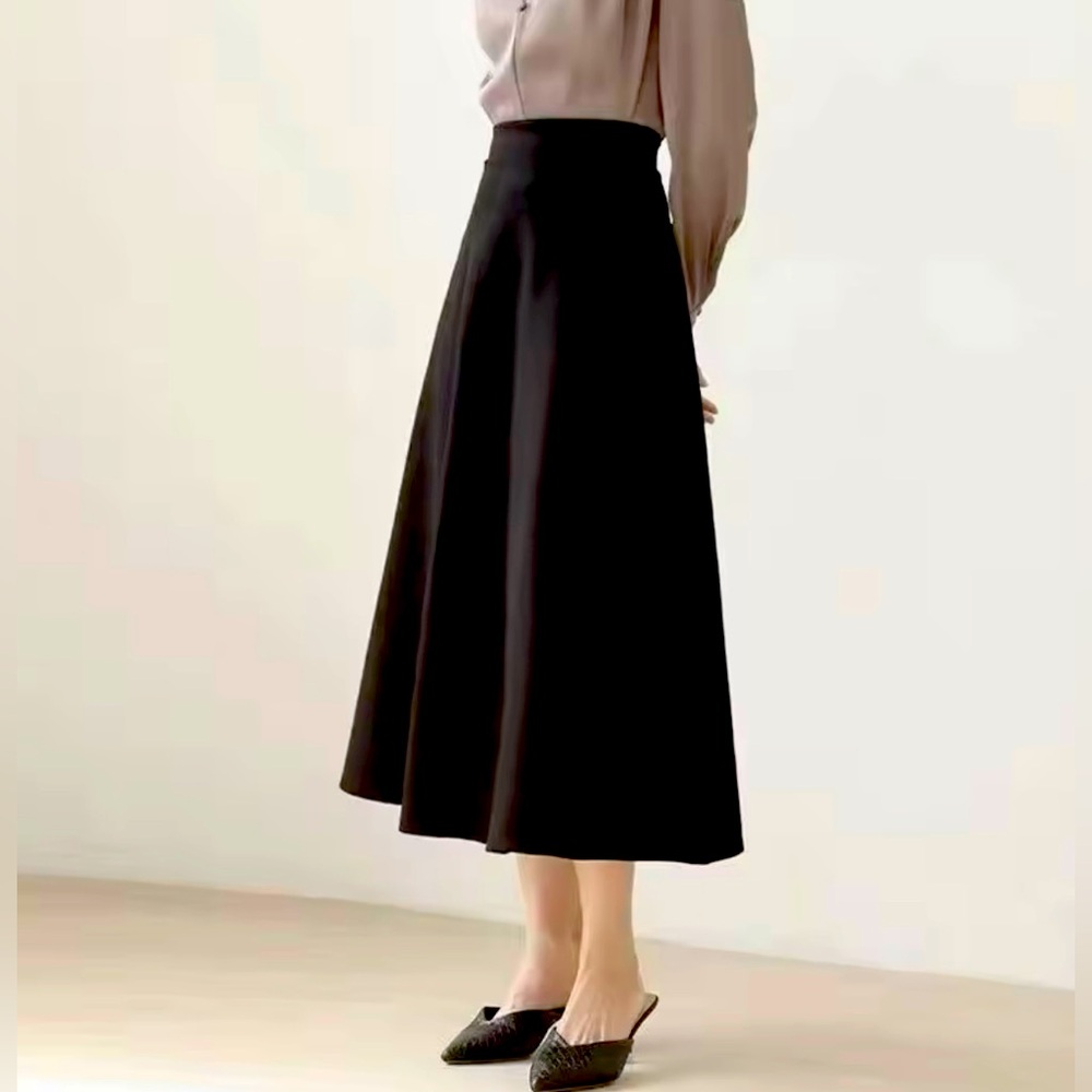 NWT Black A-Line Skirt Versatile Smooth Maxi Womens